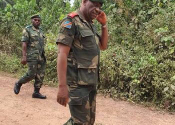 Ituri : Le Gouverneur militaire de l’Ituri acclamé par  la population du groupement TSERE