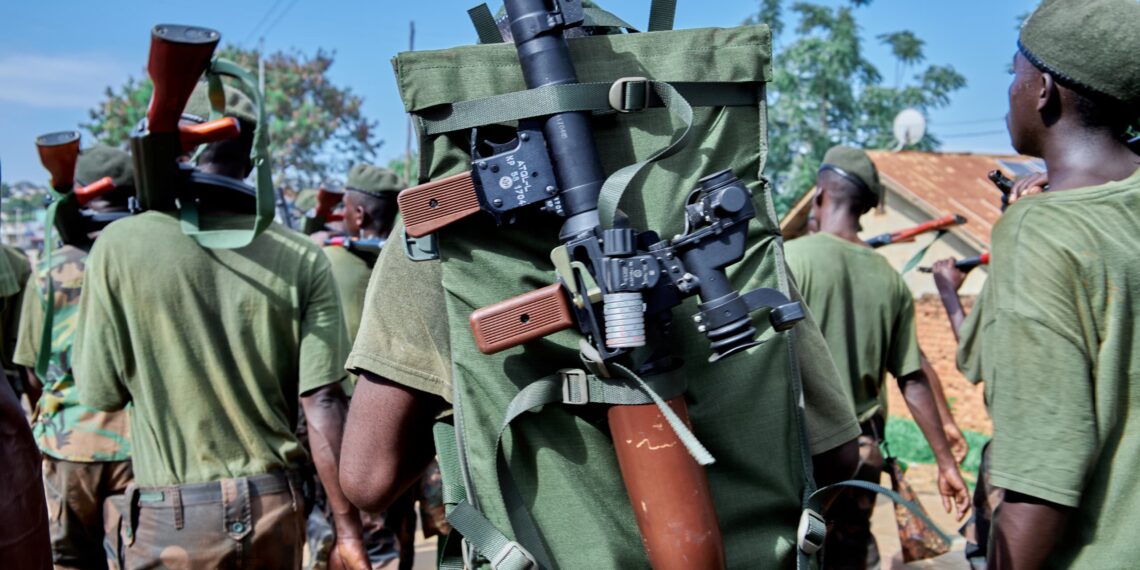 Ituri : Le Lieutenant Général Luboya Nkashama Johnny instruit les services de sécurité pour faciliter le retour des populations dans les zones déjà pacifiées.