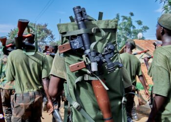 Ituri : Le Lieutenant Général Luboya Nkashama Johnny instruit les services de sécurité pour faciliter le retour des populations dans les zones déjà pacifiées.